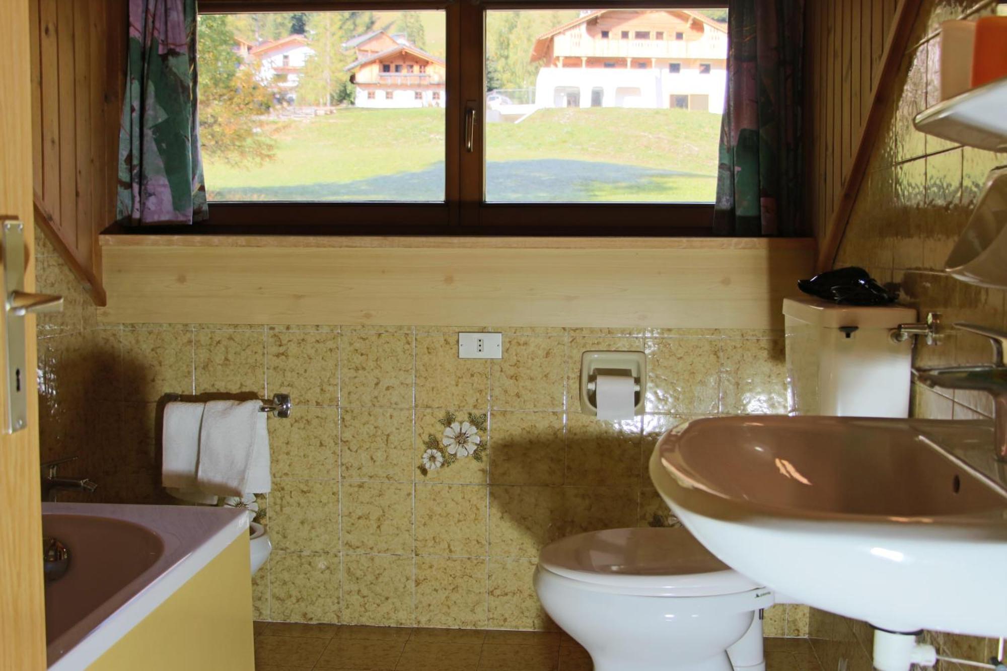 Ciasa Alfri Ξενοδοχείο La Villa  Εξωτερικό φωτογραφία